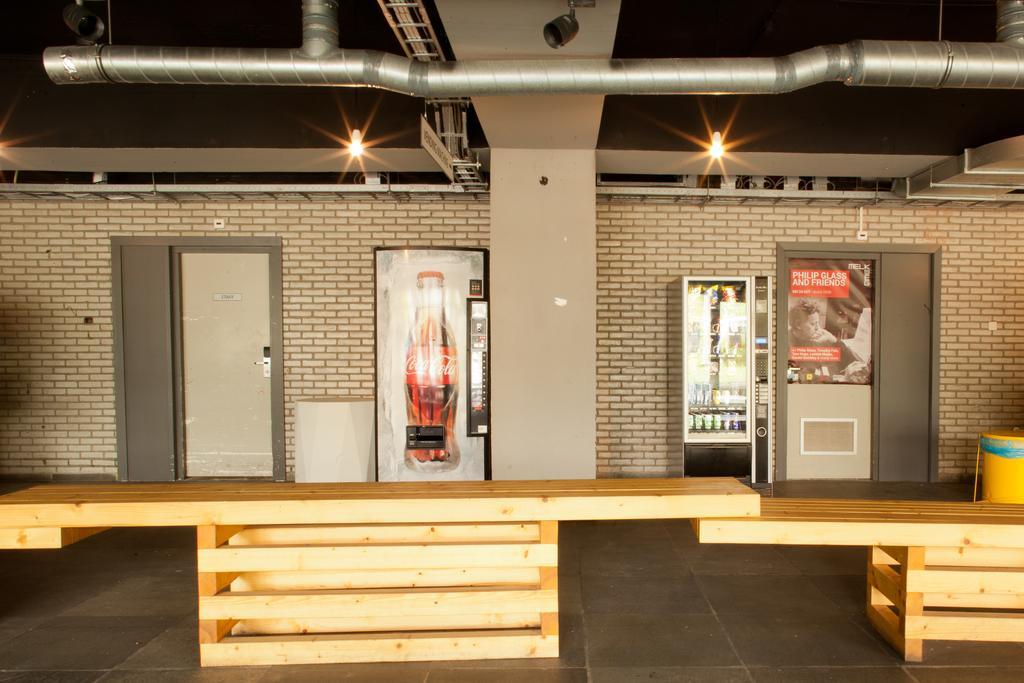 Wow Amsterdam Hostel Екстер'єр фото